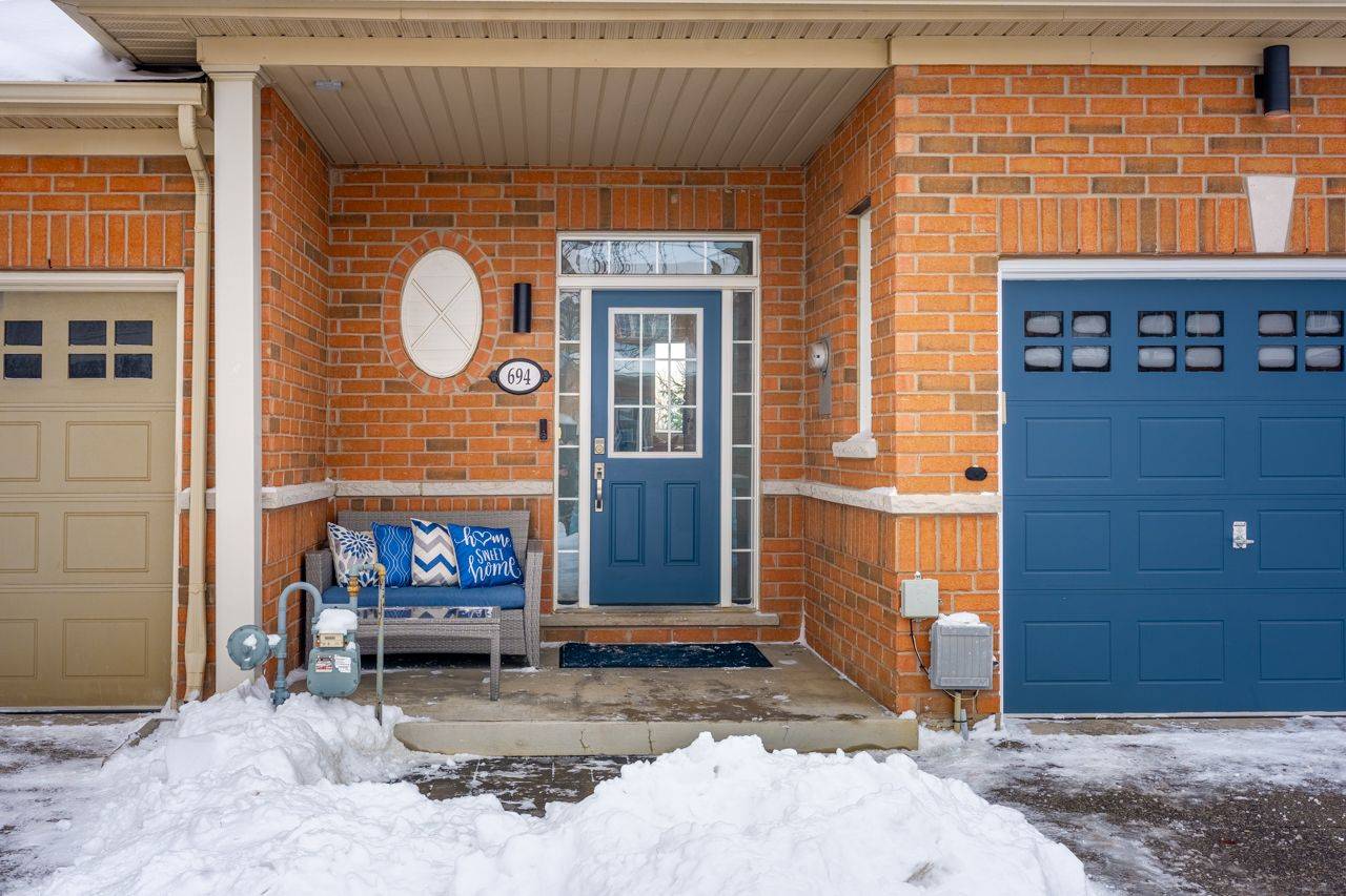 Milton, ON L9T 8M4,694 Sauve ST