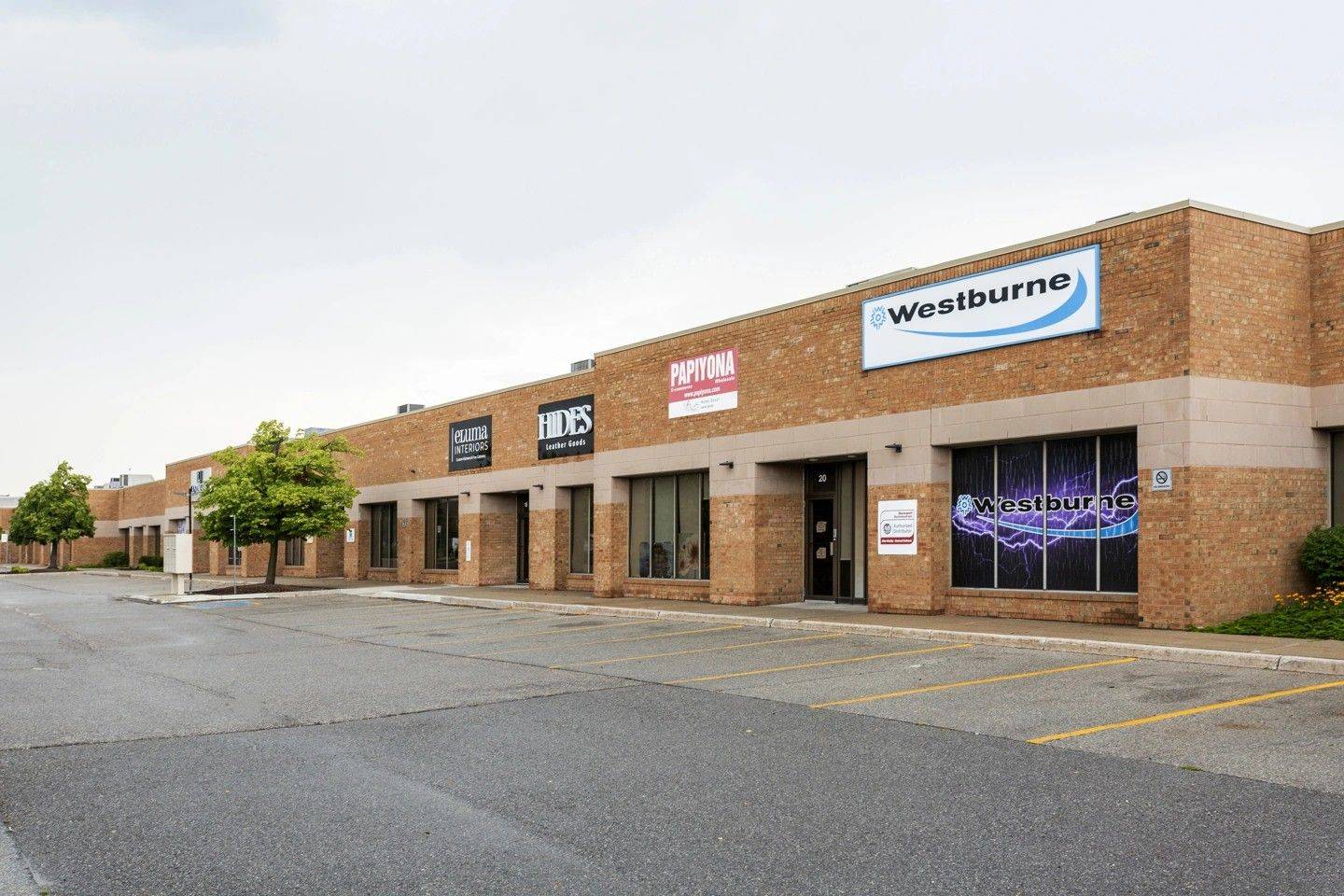 Mississauga, ON L5L 5S5,3495 Laird RD #19