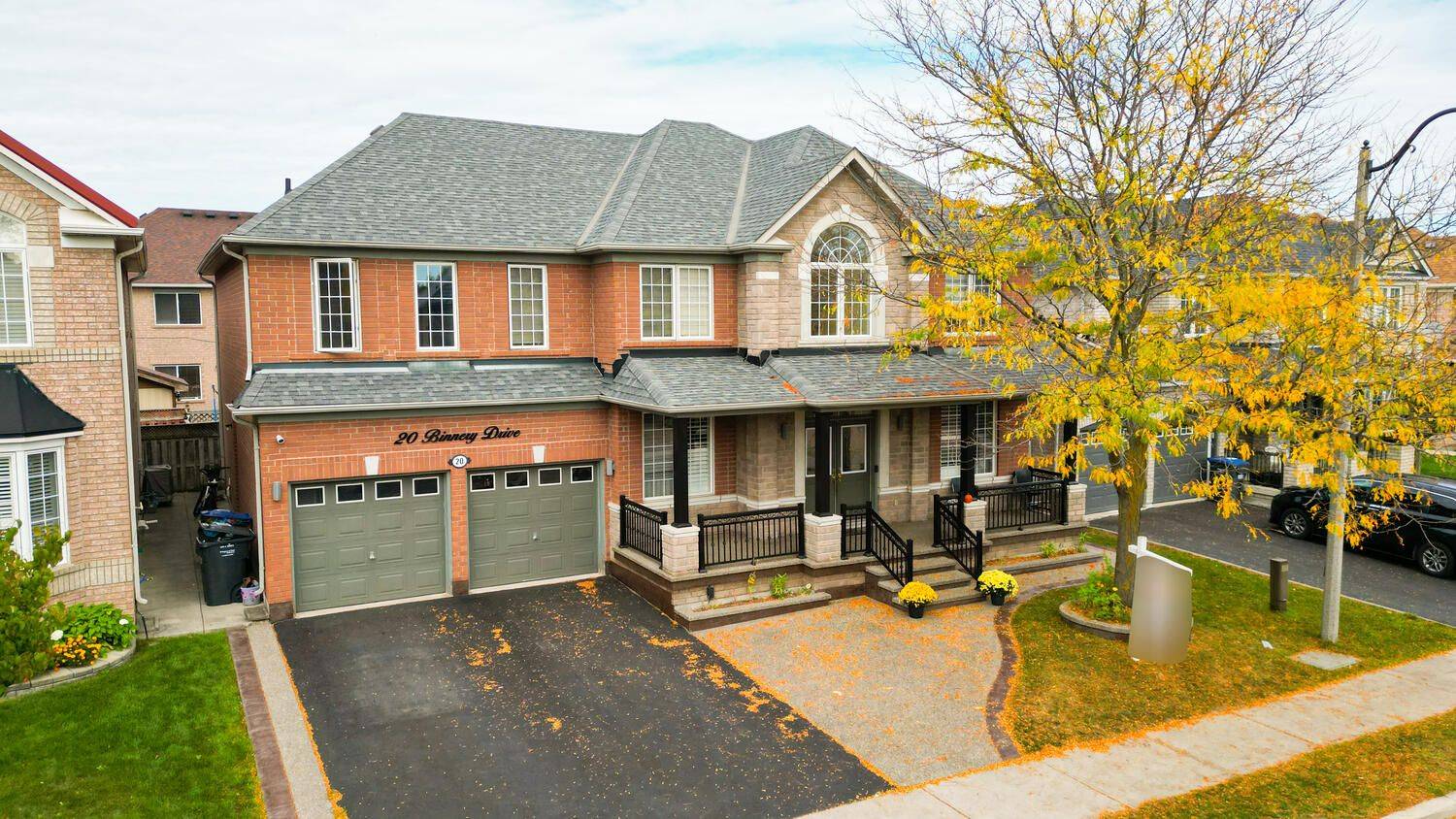 Brampton, ON L6P 1A3,20 Binnery DR
