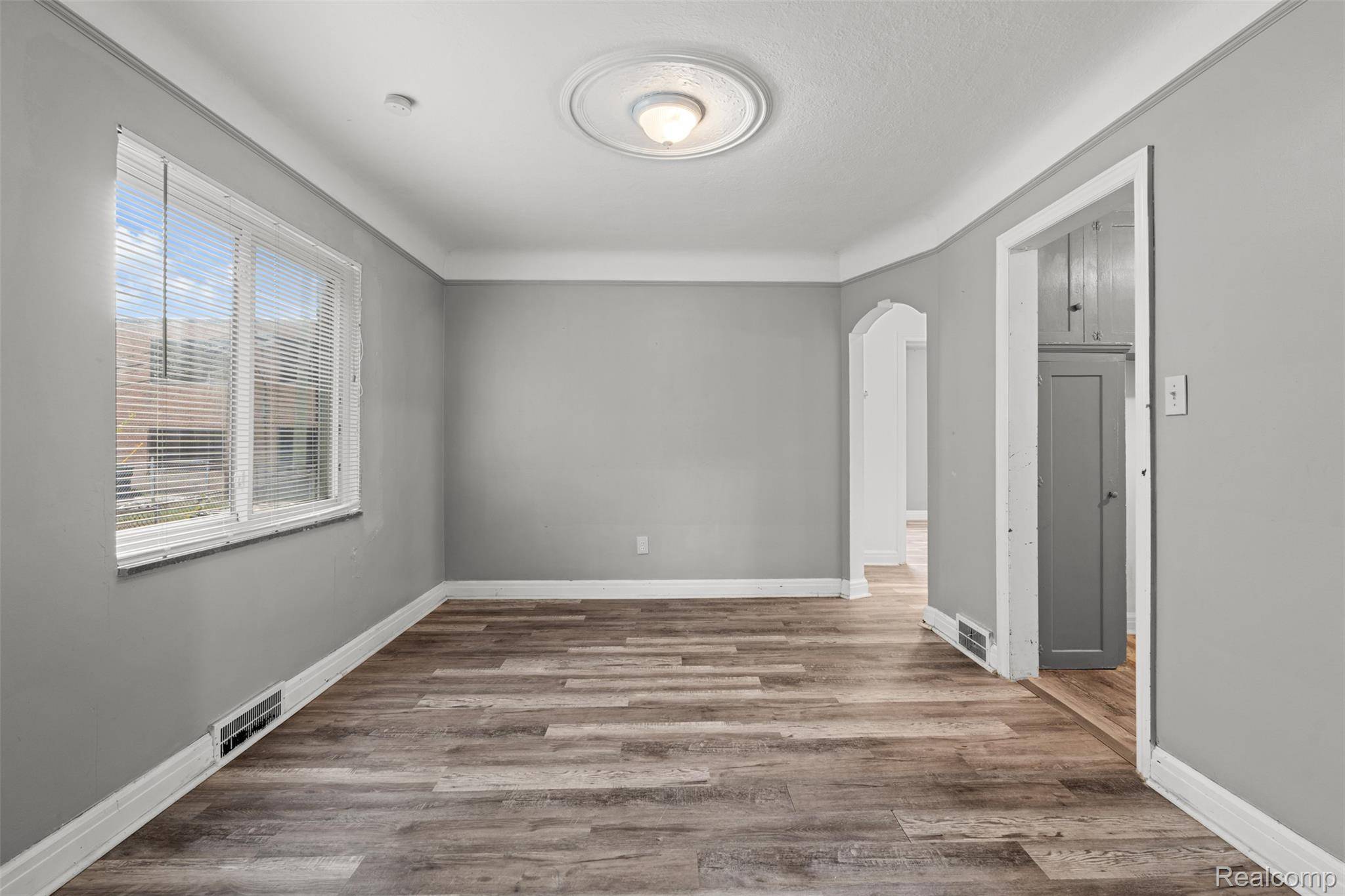 Detroit, MI 48221,16825 Manor ST