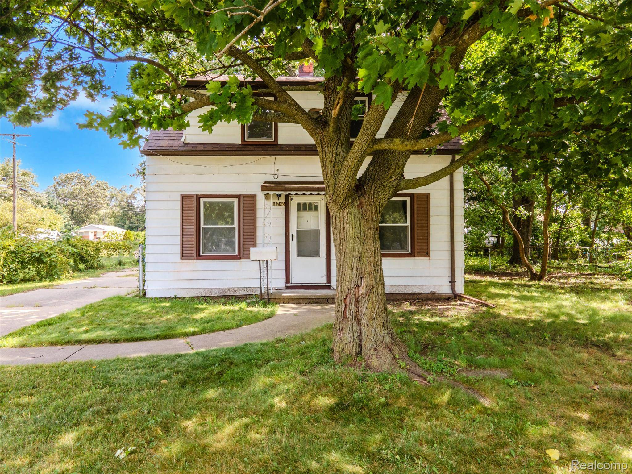 Redford, MI 48239,11748 Leverne