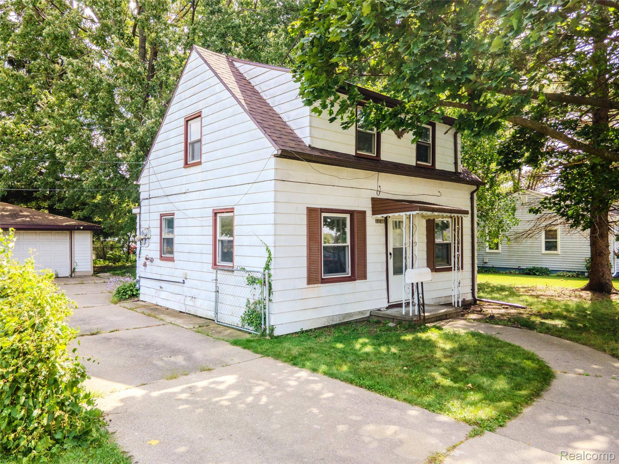 Redford, MI 48239,11748 Leverne