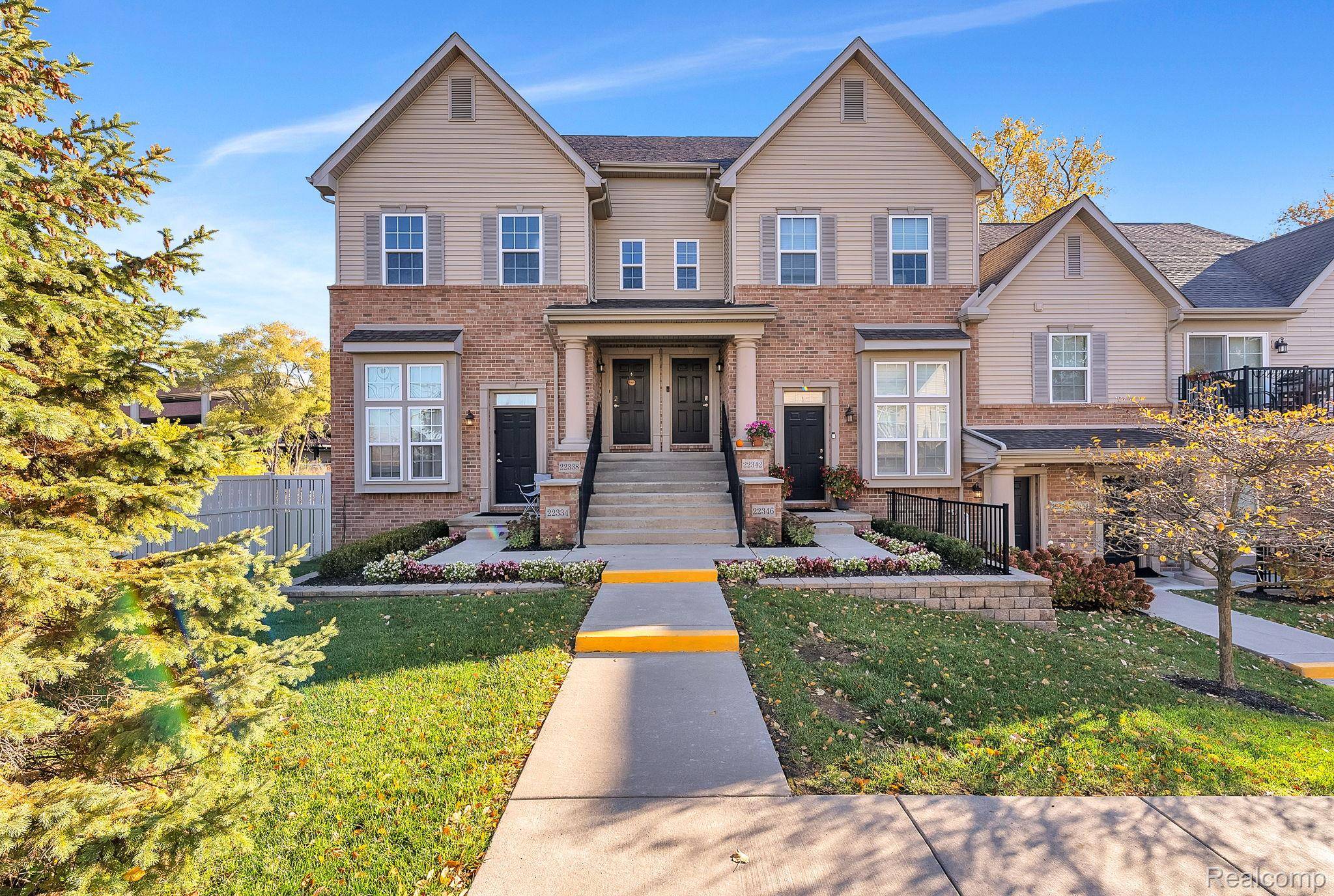 Dearborn, MI 48124,22338 Abbey LN