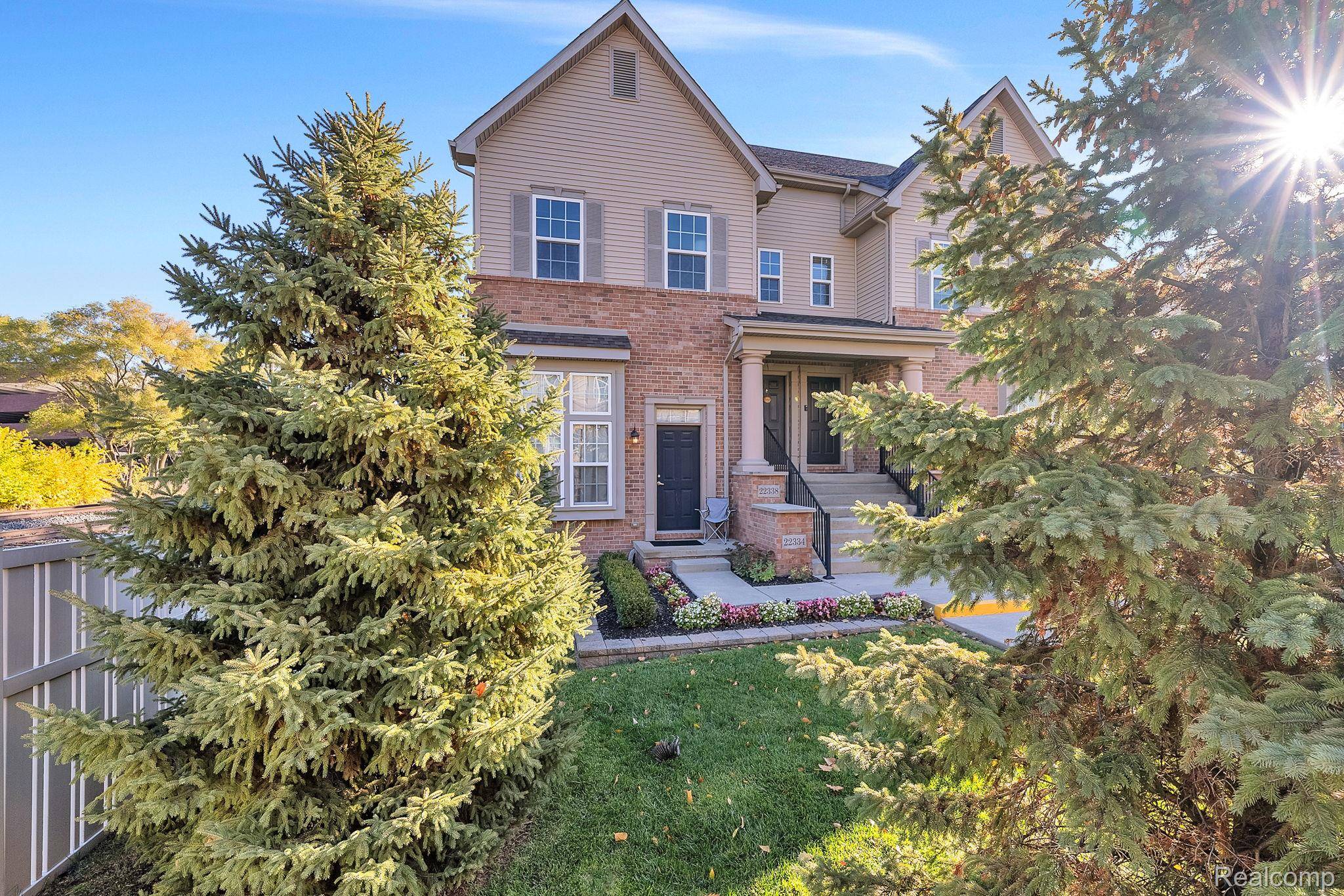 Dearborn, MI 48124,22338 Abbey LN