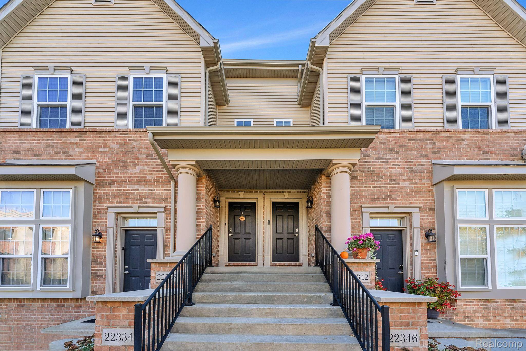 Dearborn, MI 48124,22338 Abbey LN