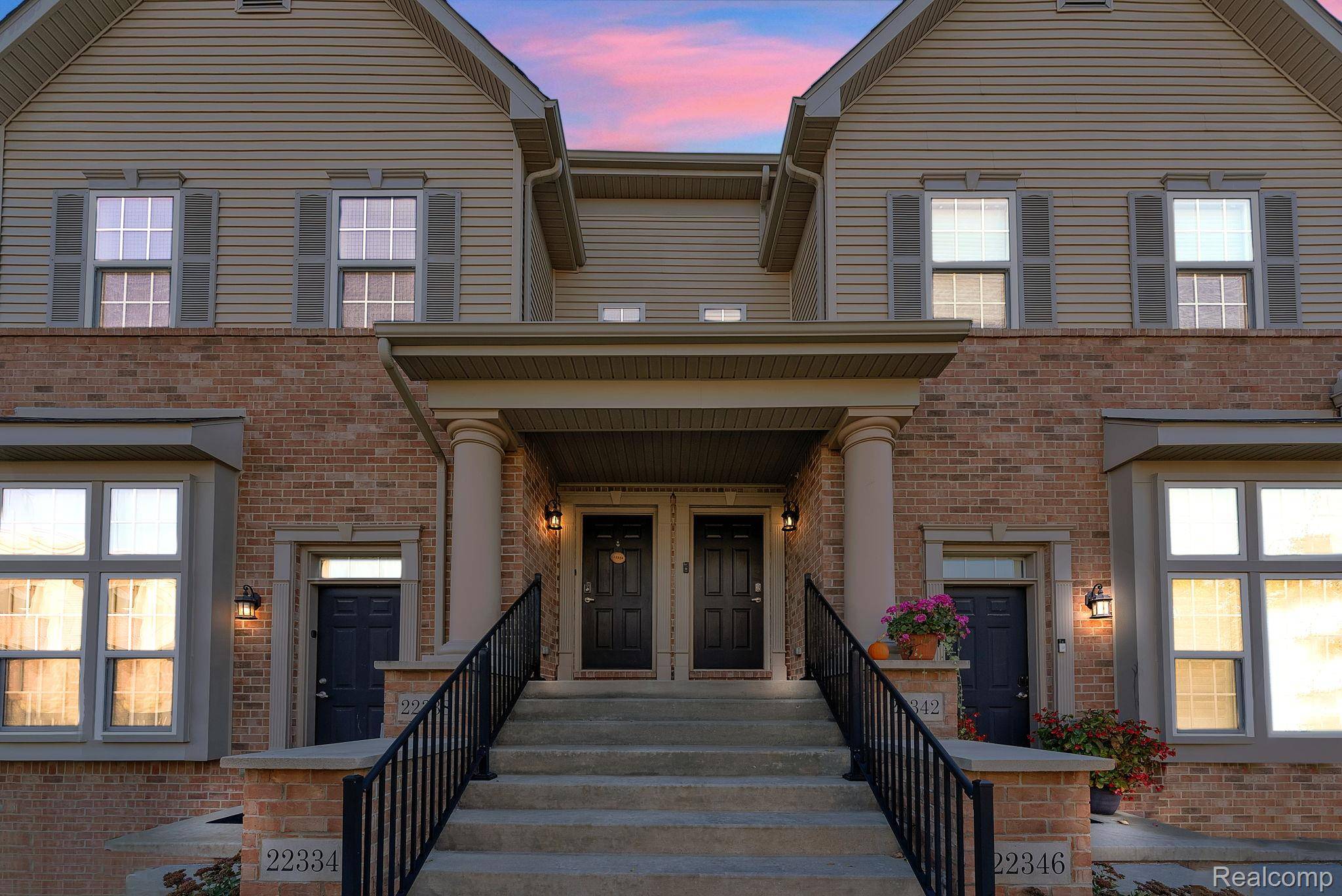 Dearborn, MI 48124,22338 Abbey LN