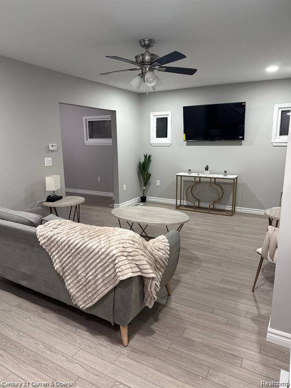 Ecorse, MI 48229,4509 High St