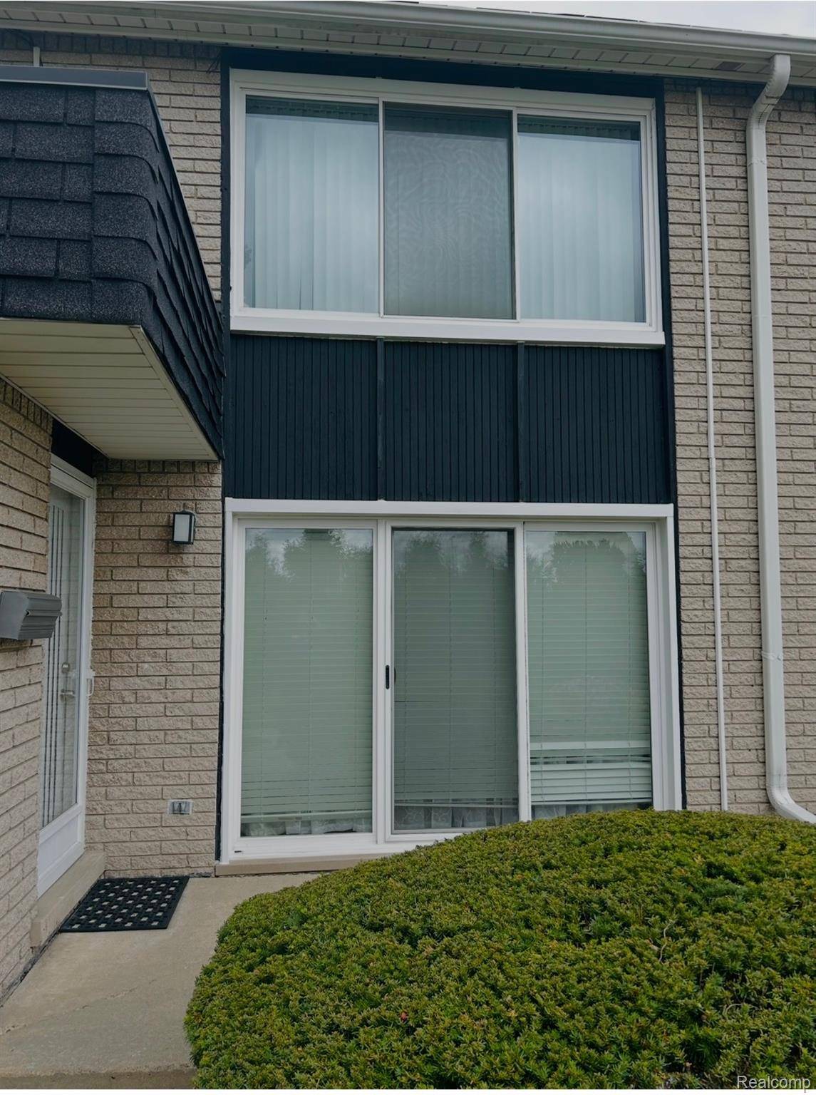 Warren, MI 48093,8259 Karam BLVD