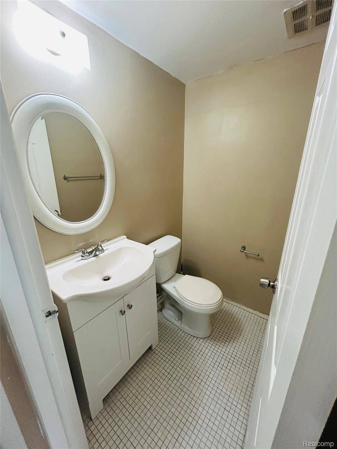 Warren, MI 48093,8259 Karam BLVD