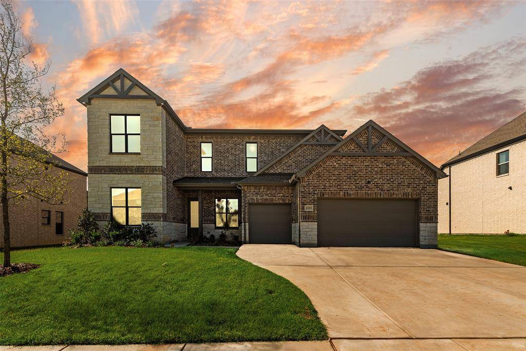 Van Alstyne, TX 75495,1323 selby Road