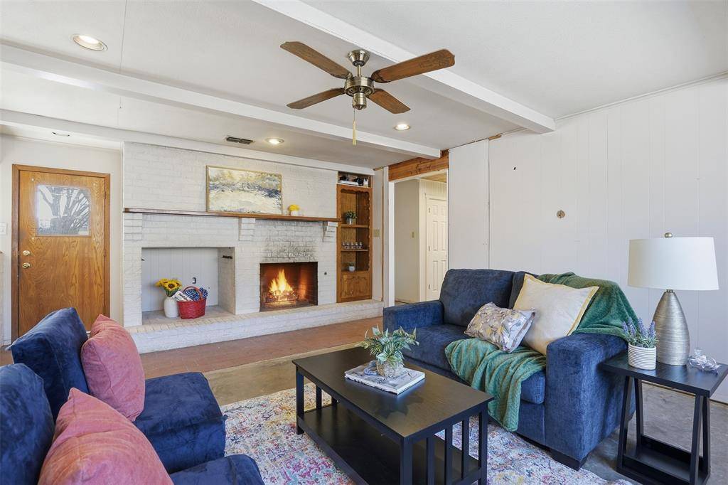 Grapevine, TX 76051,503 Azalea Drive