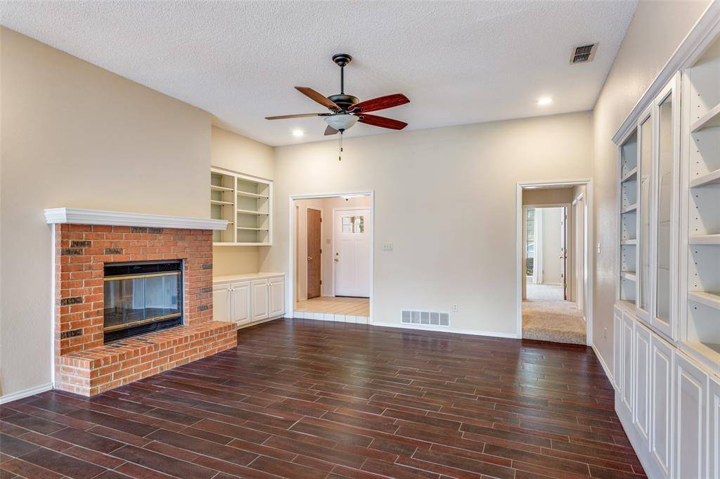 Arlington, TX 76016,4710 Michelle Drive