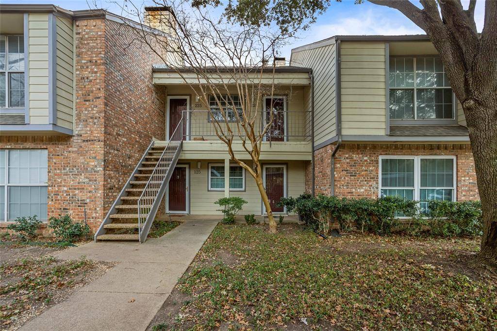 Dallas, TX 75211,2535 Wedglea Drive #224