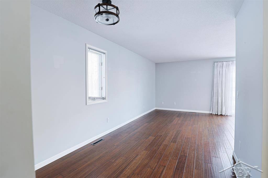 Midland, MI 48640,512 Morningside DR