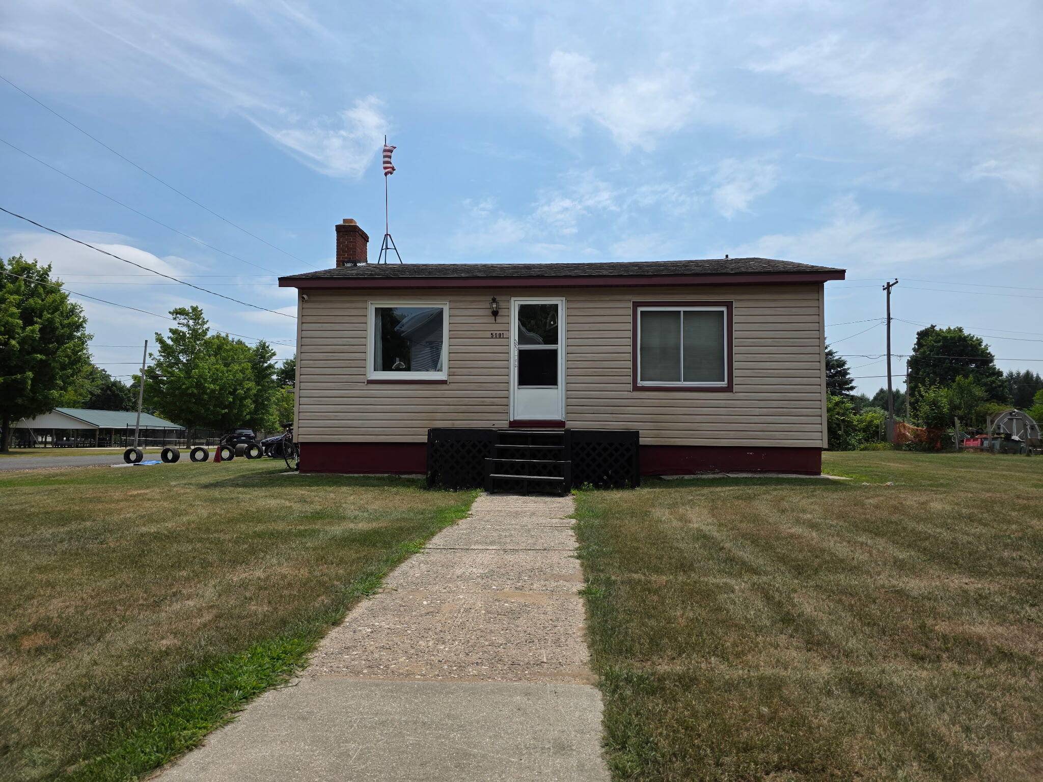 Mears, MI 49436,5681 W Fox RD