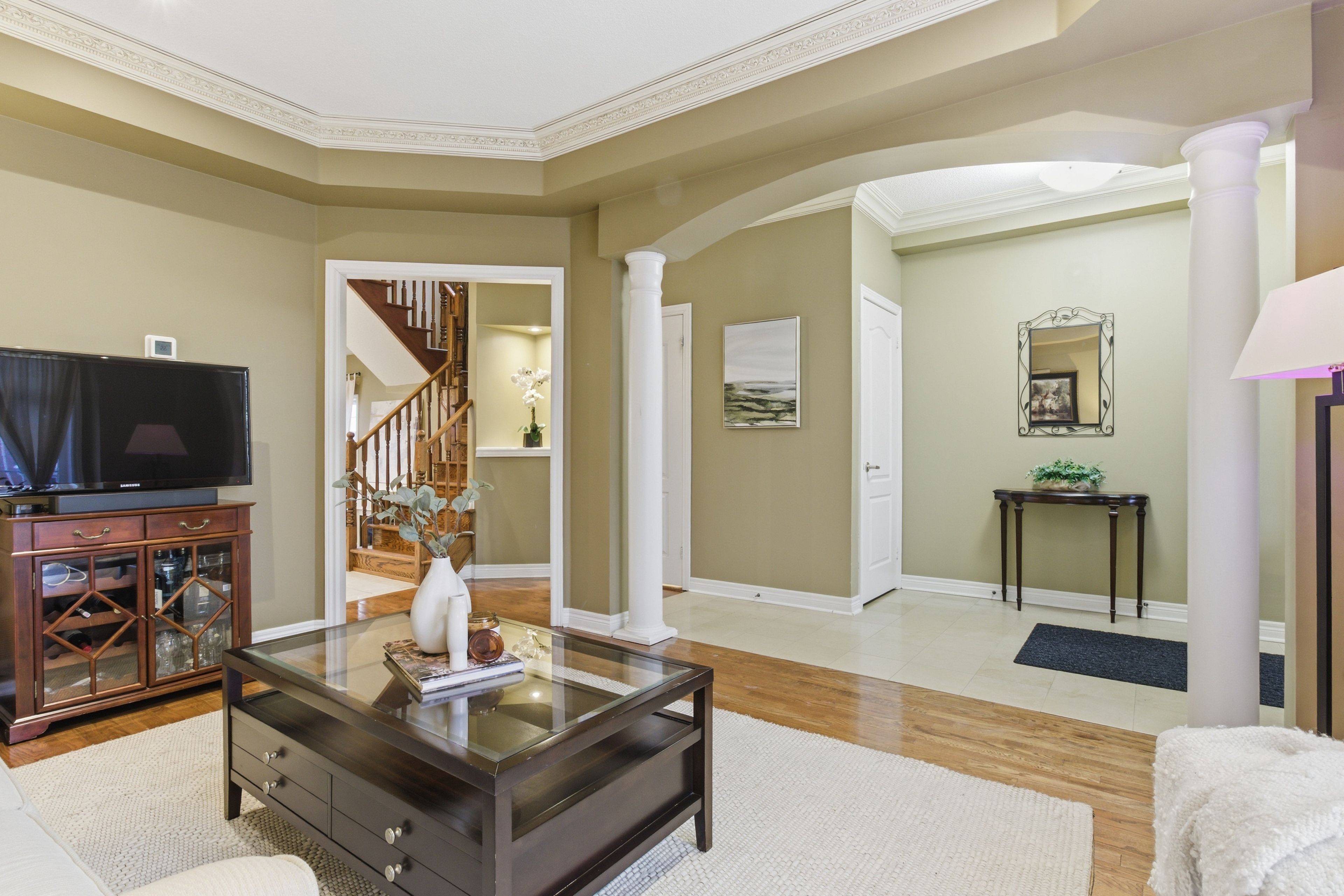 Mississauga, ON L5M 7K8,3340 Eglinton AVE W