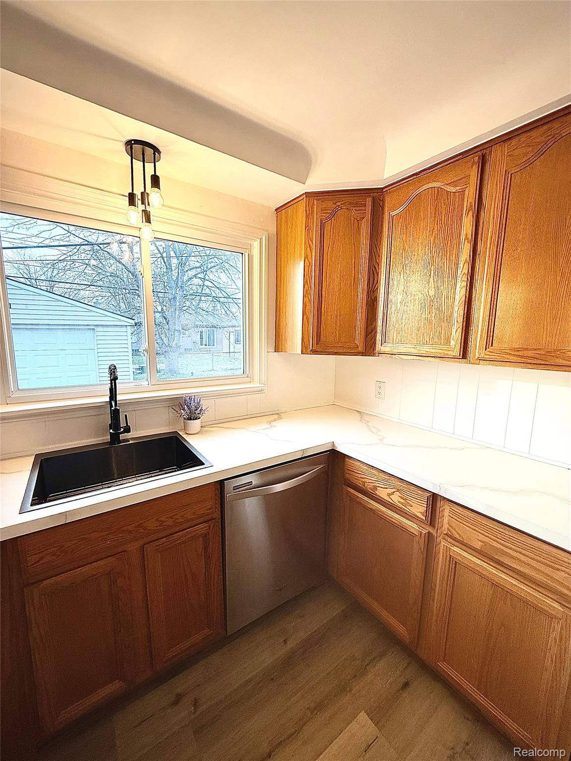 Roseville, MI 48066,29581 Rosemont ST