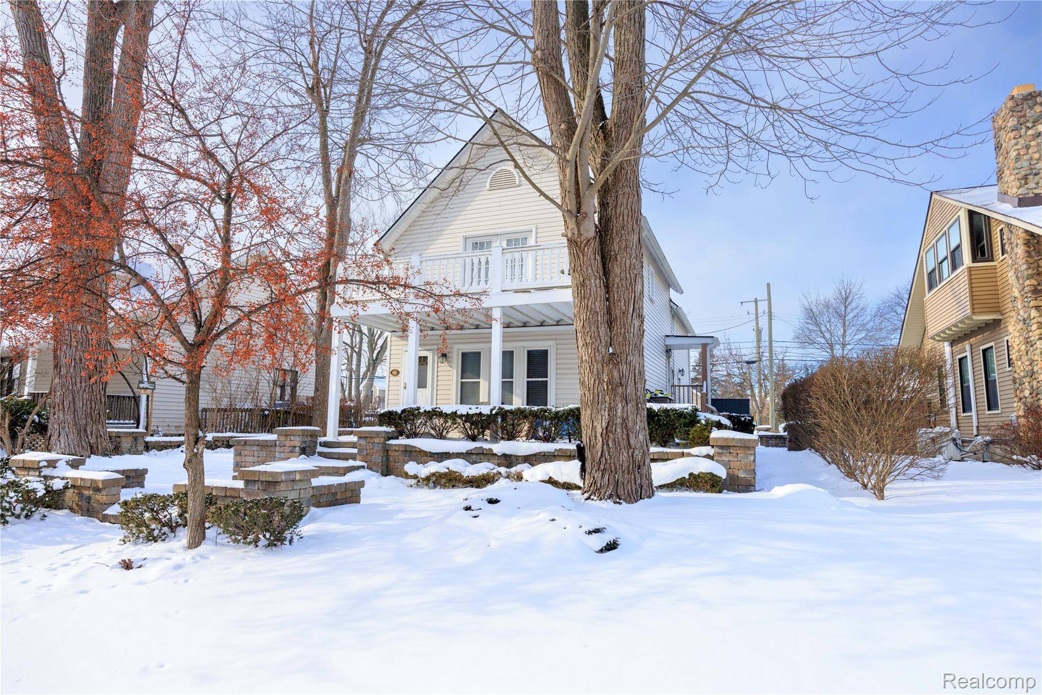 Rochester, MI 48307,815 N Main ST