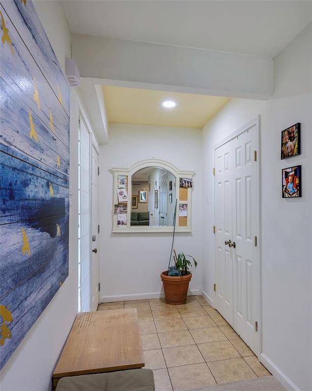 Dallas, TX 75238,9835 Estate Lane