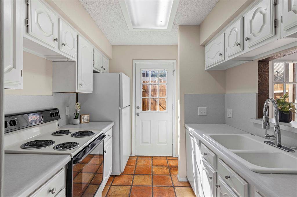 Dallas, TX 75254,14333 Preston Road #804