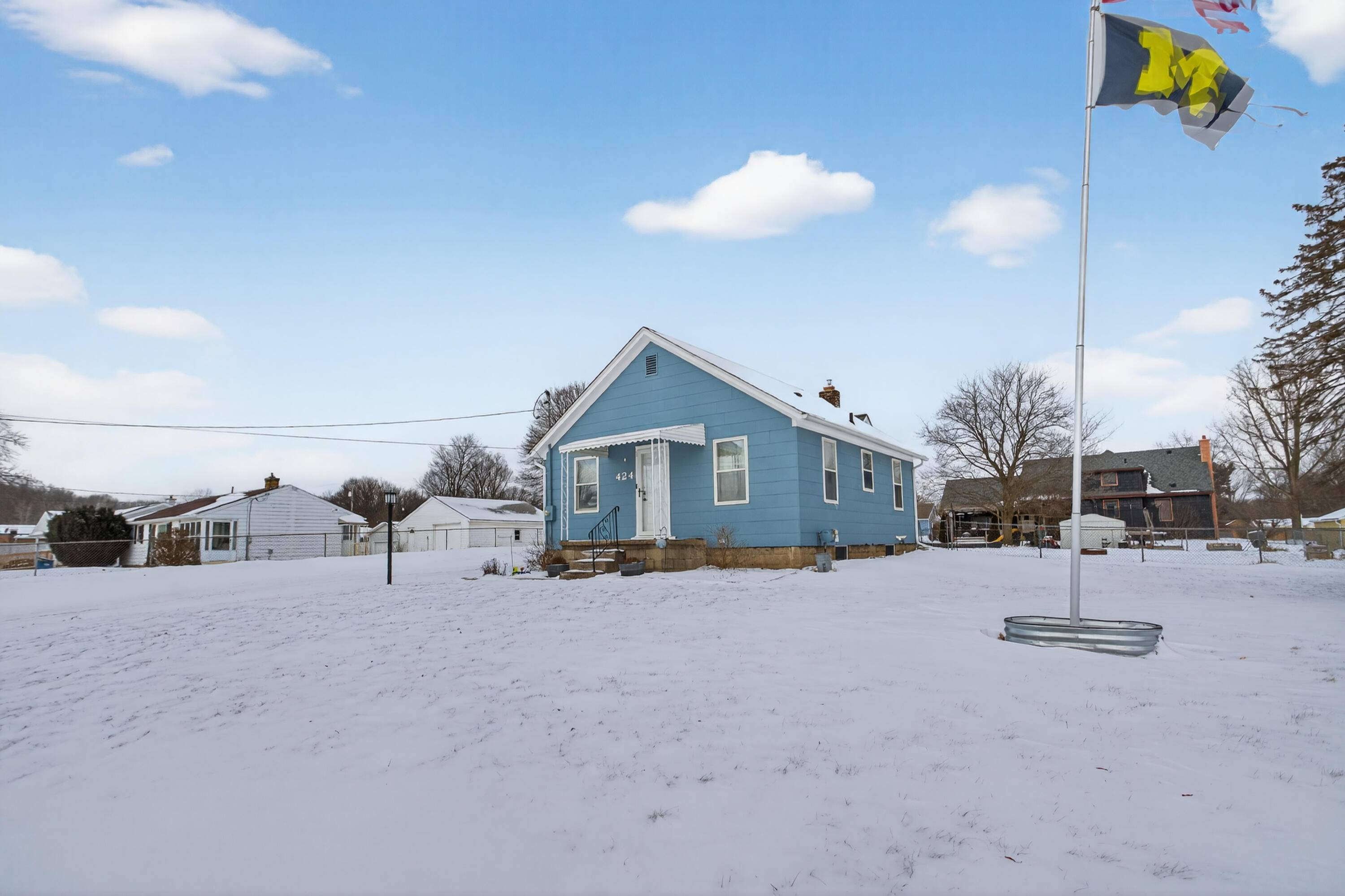 Jackson, MI 49202,424 Peacock WALK