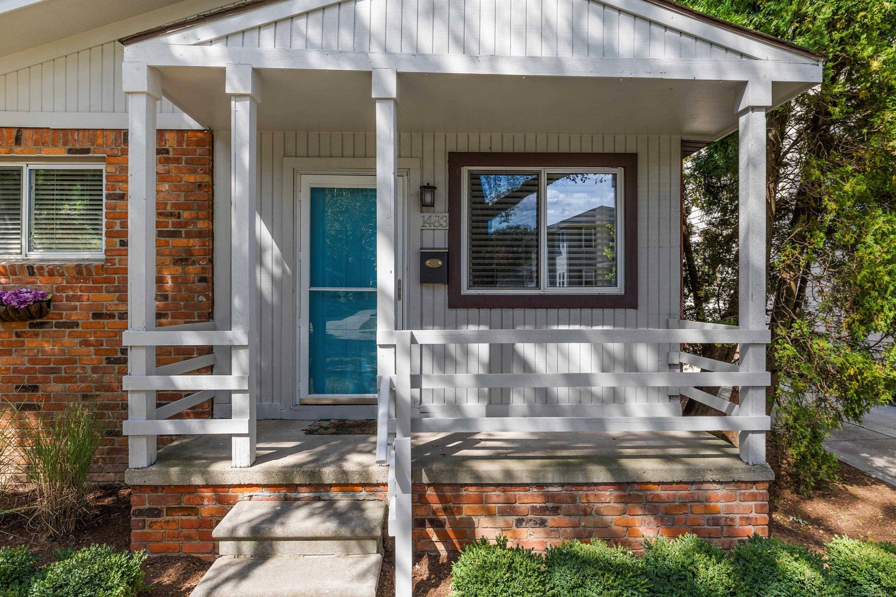 Birmingham, MI 48009,1483 Bennaville AVE