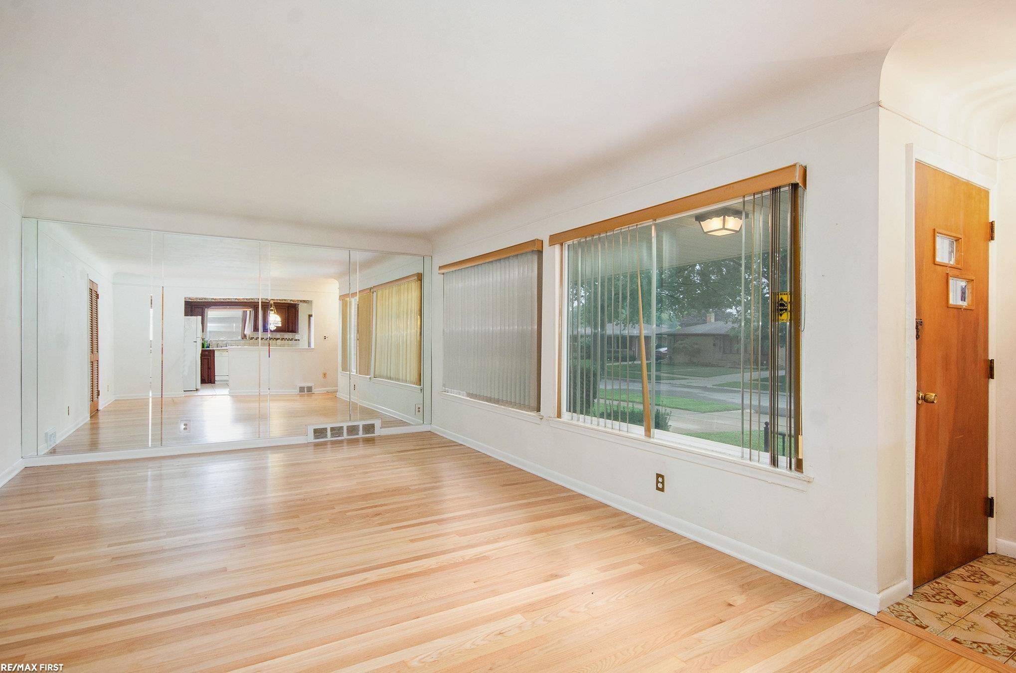 Saint Clair Shores, MI 48080,24509 Wood ST