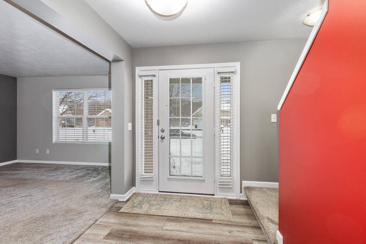 Grand Rapids, MI 49534,872 Sunrise LN NW