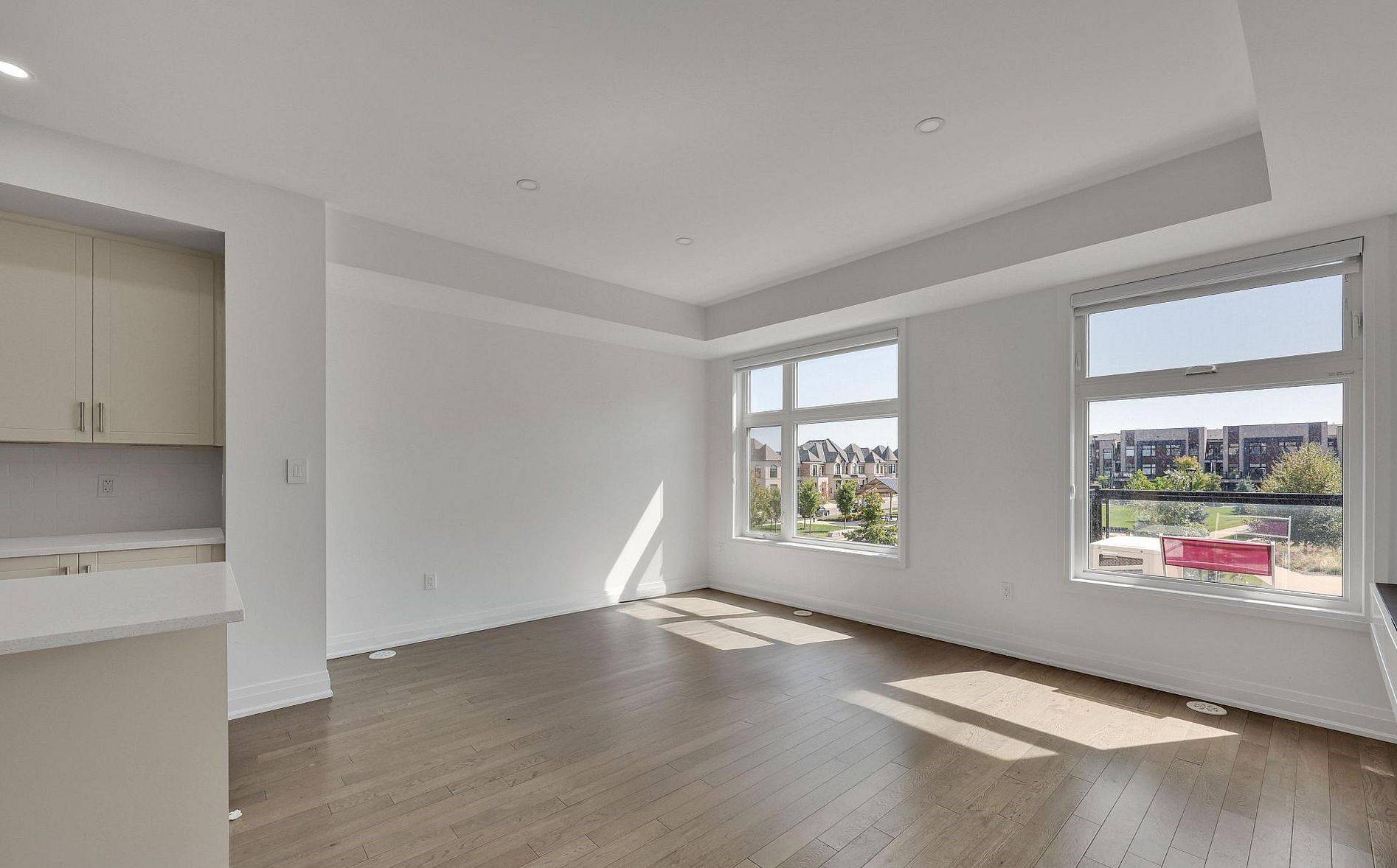 Oakville, ON L6M 5L9,2536 Littlefield CRES