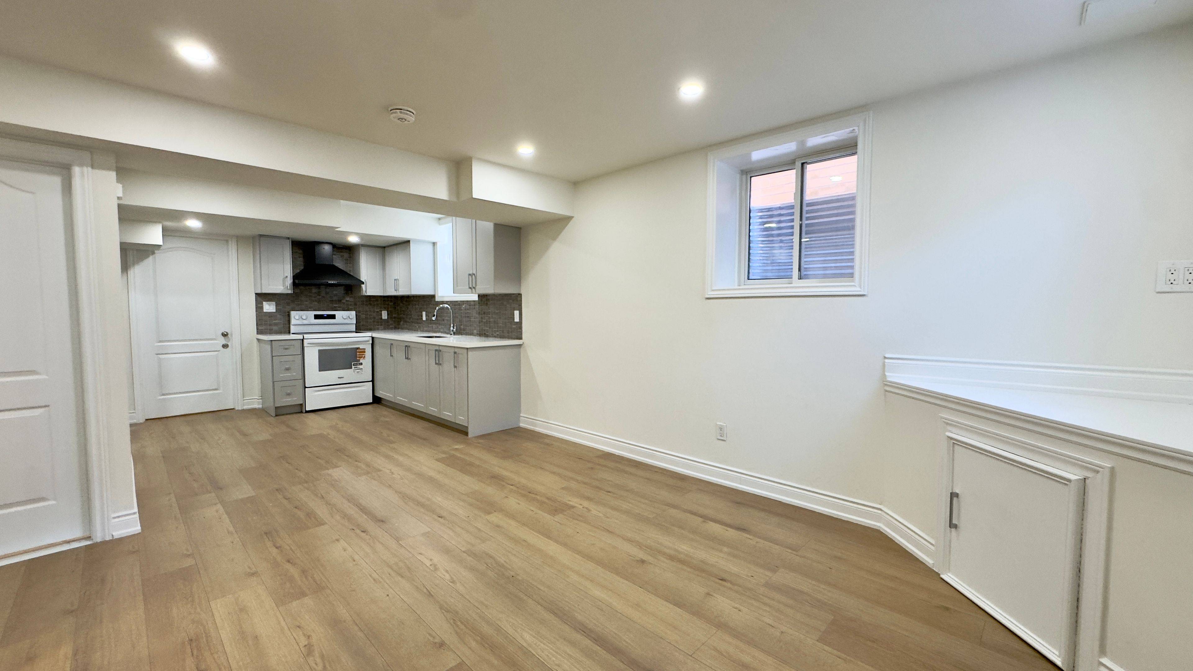 Milton, ON L9T 8Y8,329 Blinco TER #Basement