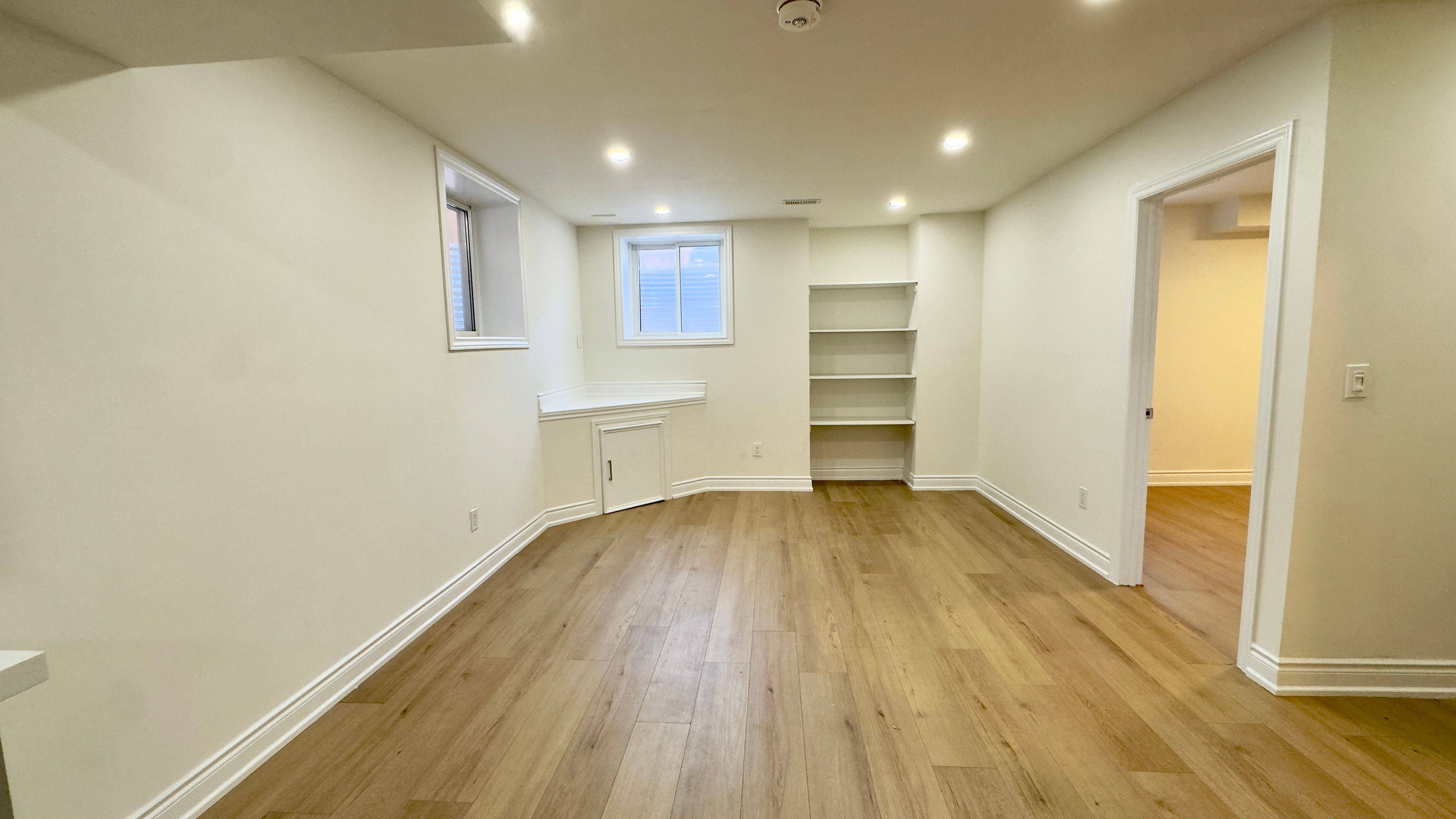 Milton, ON L9T 8Y8,329 Blinco TER #Basement