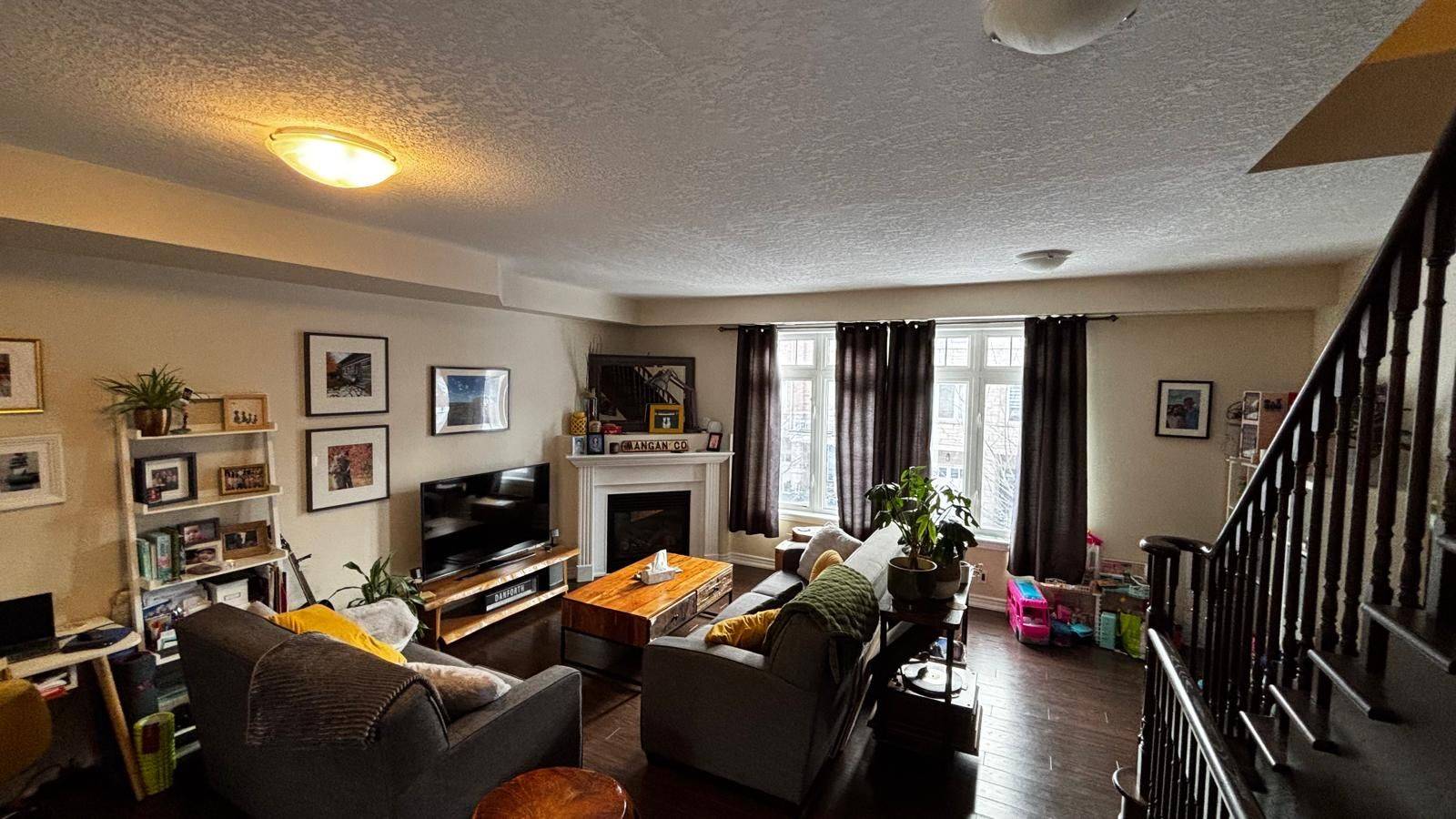 Mississauga, ON L5J 0A5,1995 Oana DR