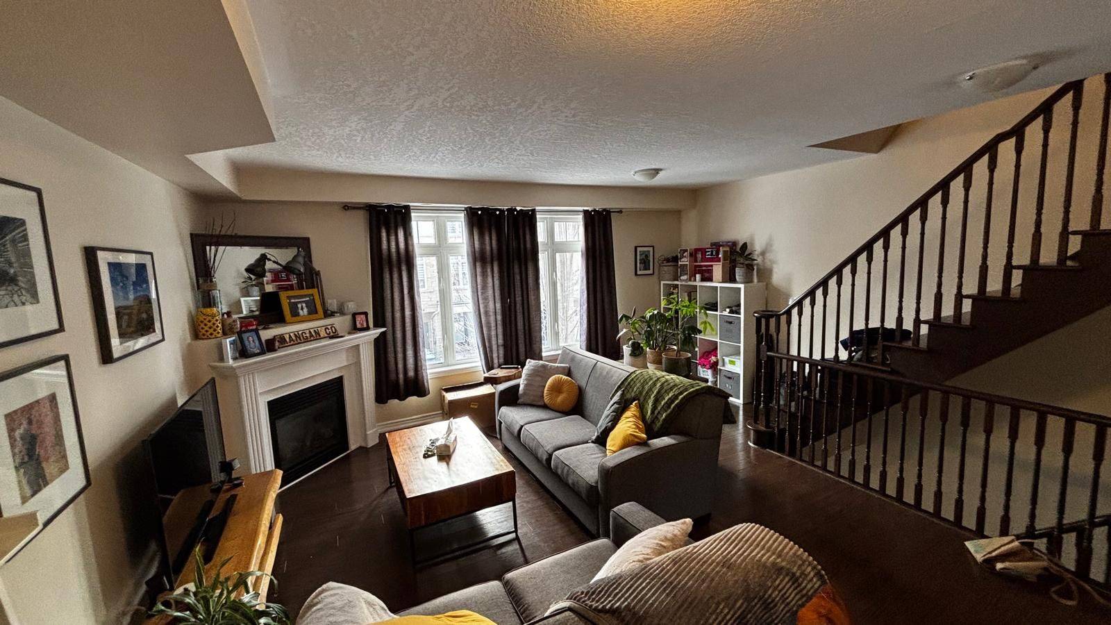 Mississauga, ON L5J 0A5,1995 Oana DR