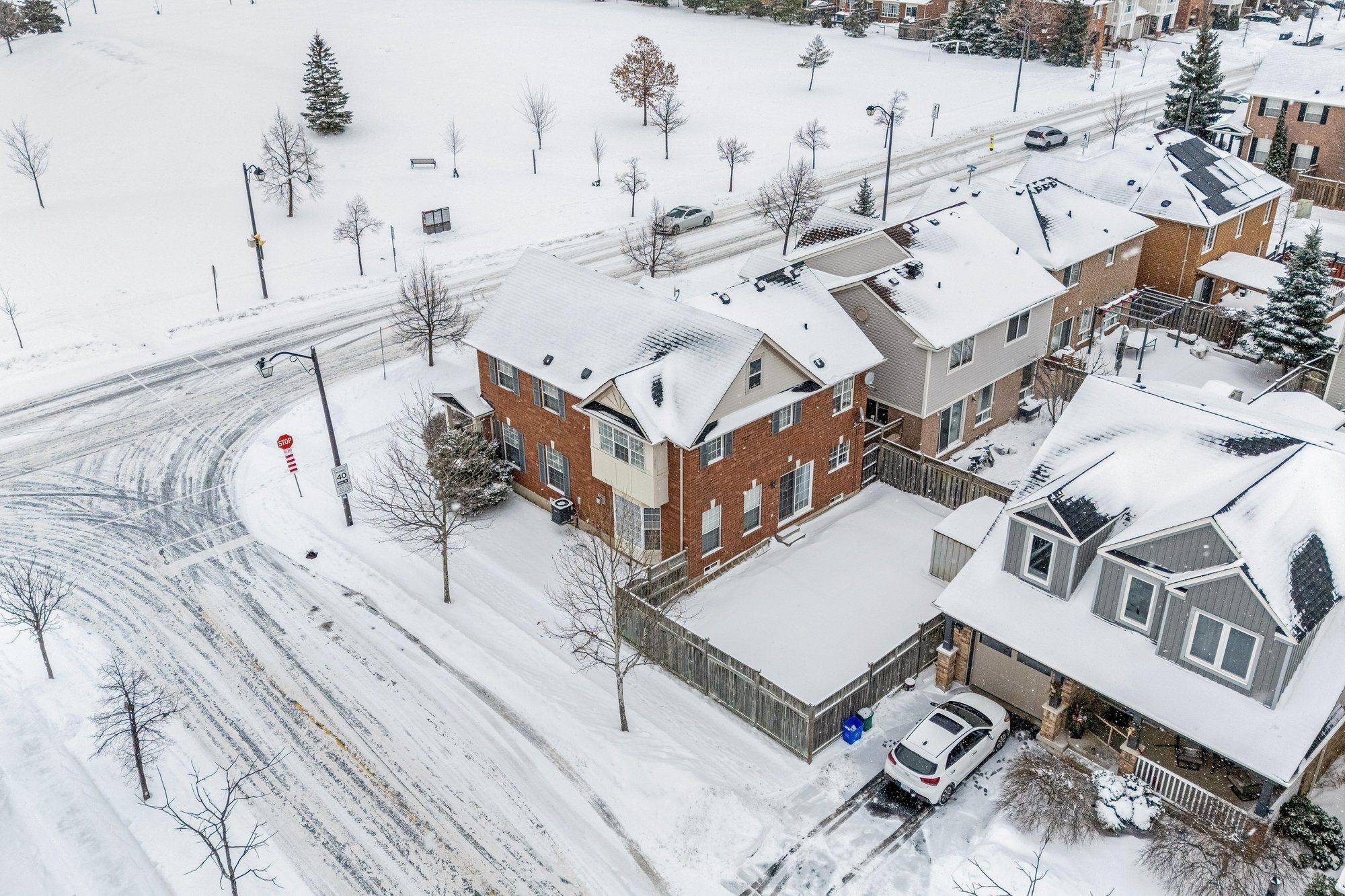 Milton, ON L9T 6A8,681 Bennett BLVD