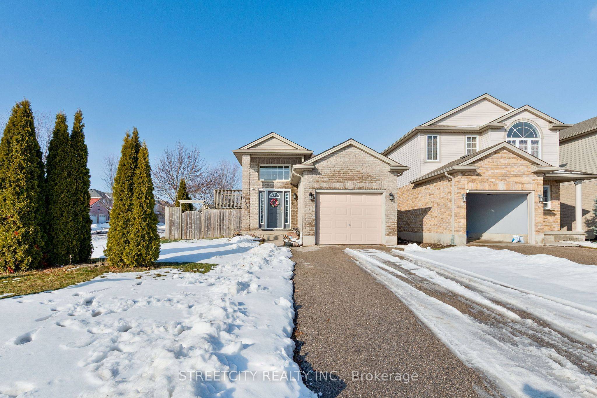 London North, ON N5X 4N9,1036 Marigold ST N