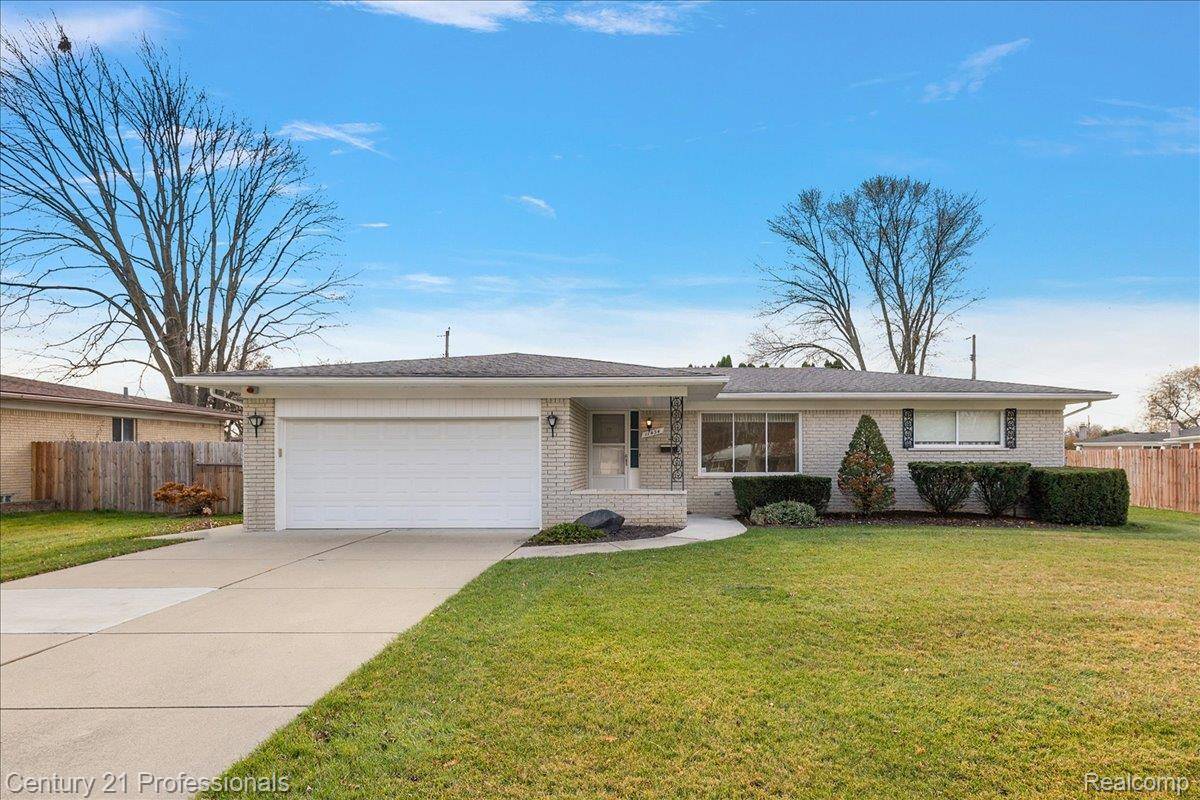 Sterling Heights, MI 48312,11434 Francis DR