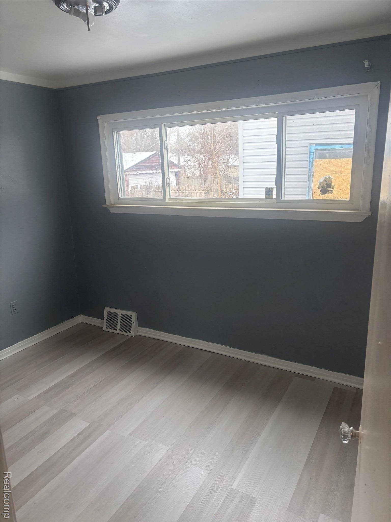 Detroit, MI 48234,20246 Helen ST