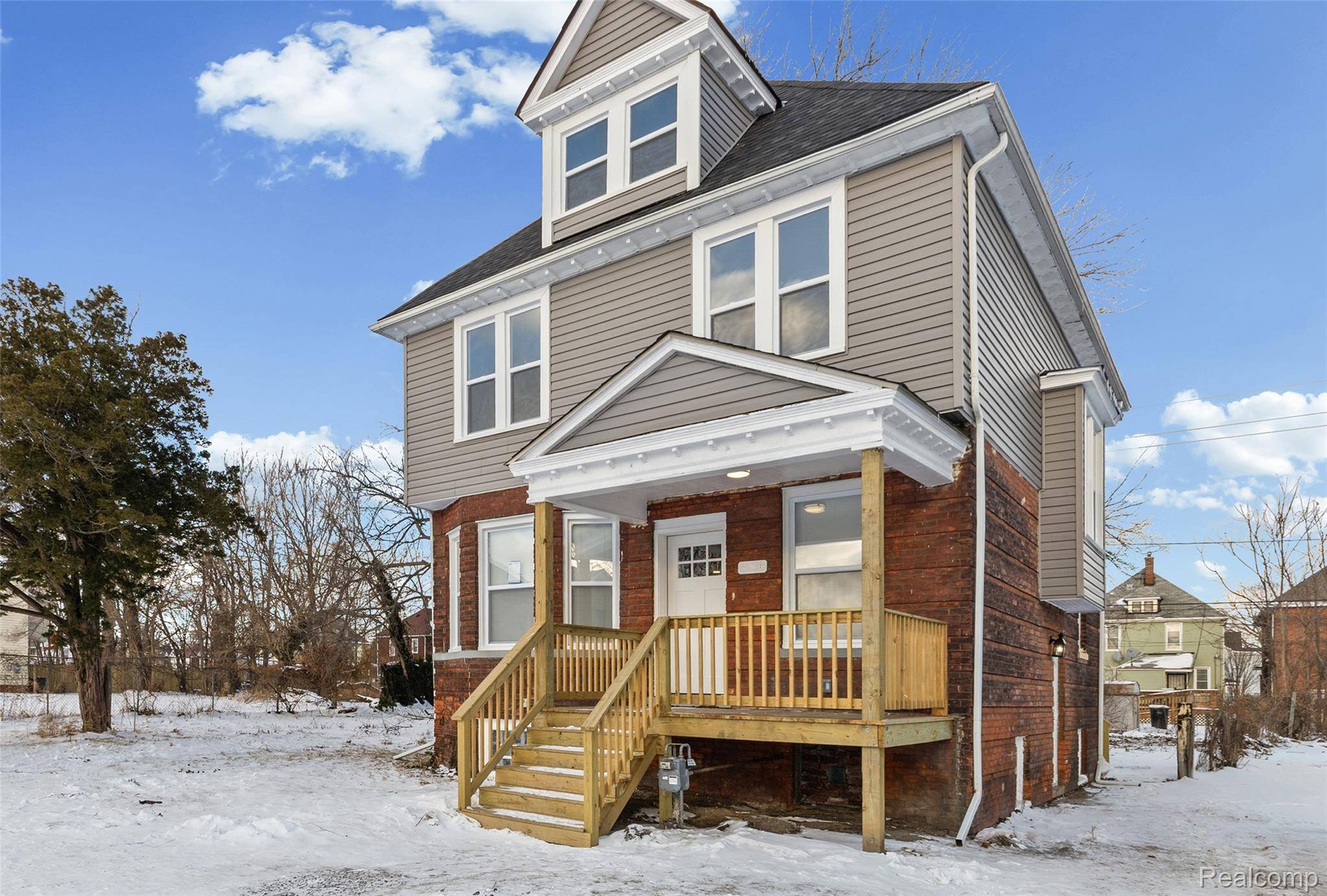 Detroit, MI 48214,2516 Baldwin ST