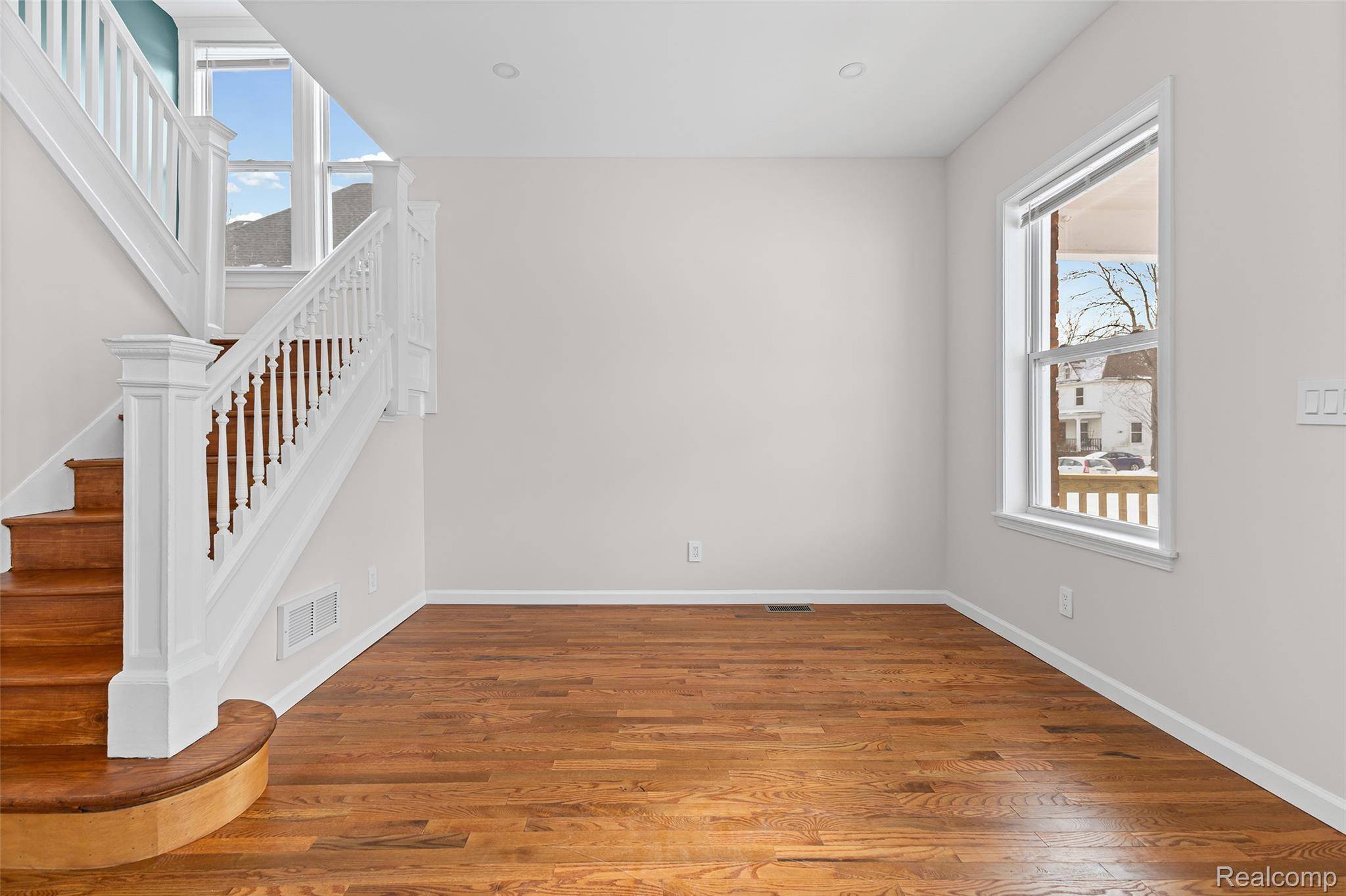 Detroit, MI 48214,2516 Baldwin ST