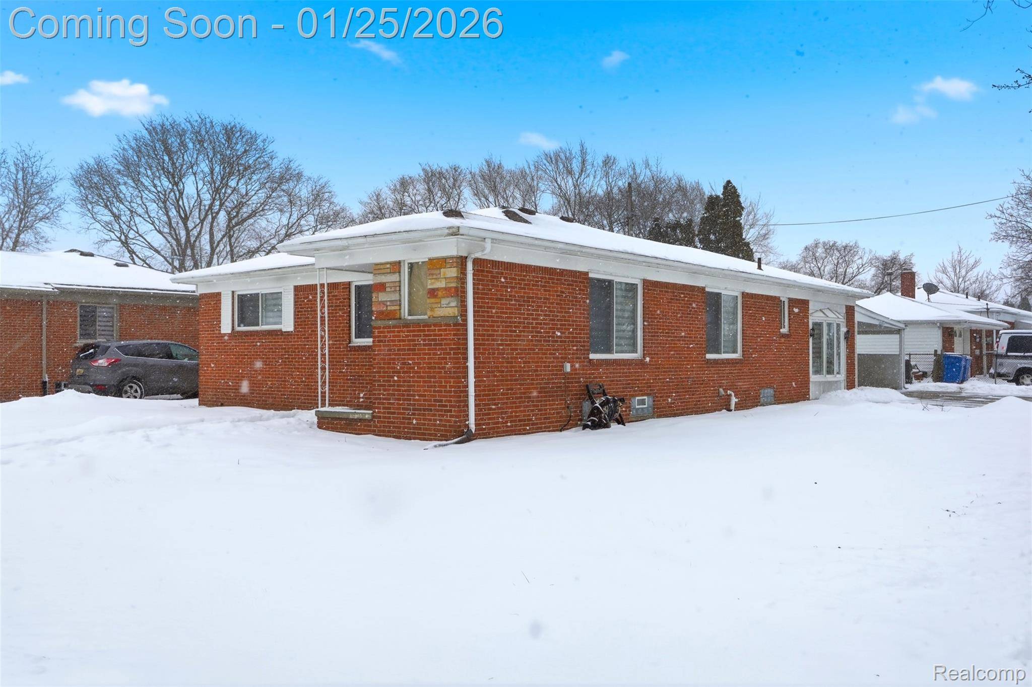 Dearborn Heights, MI 48127,25961 Warrington ST