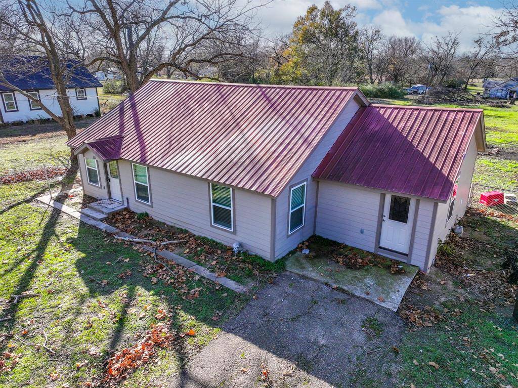 Como, TX 75431,305 Gaskins Street