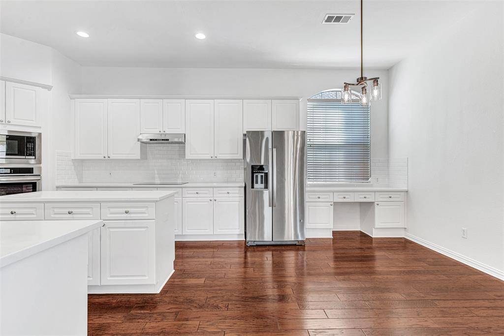 Plano, TX 75024,4332 RISINGHILL Drive