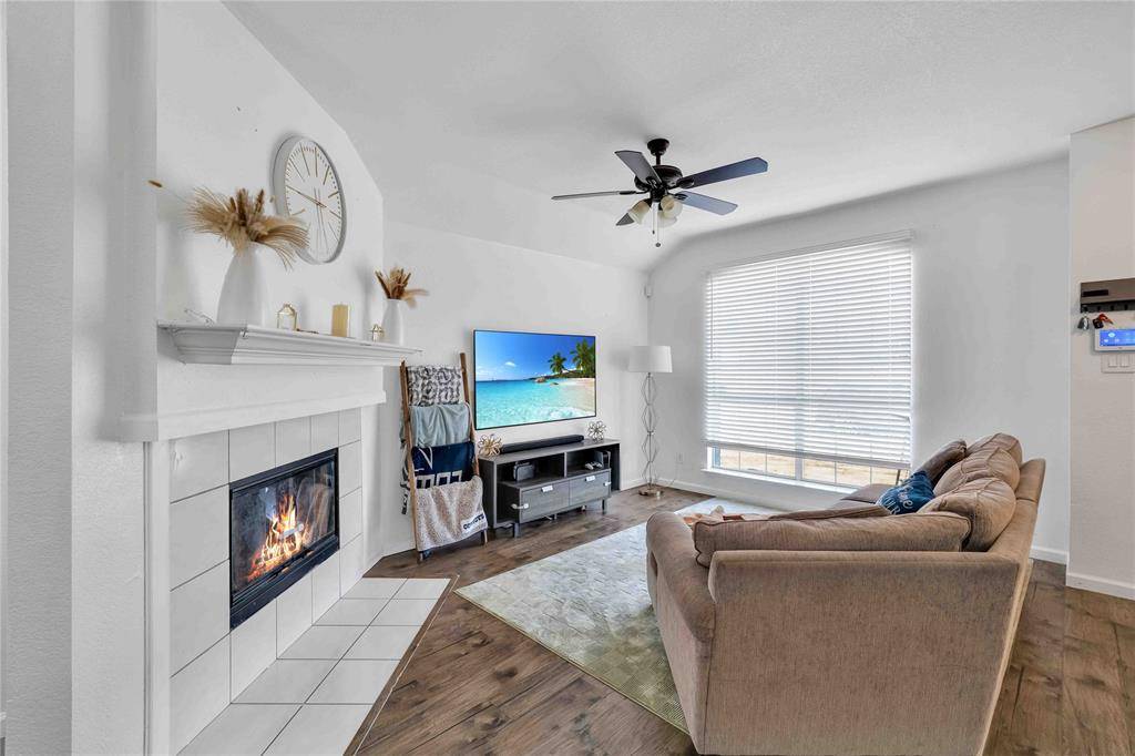 Rowlett, TX 75089,6913 Fairfield Drive