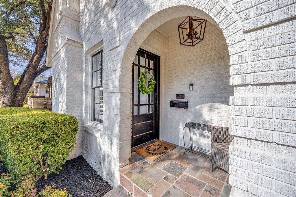 Dallas, TX 75208,919 Stewart Drive