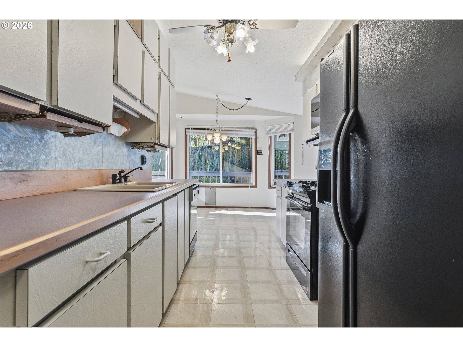 Portland, OR 97219,10047 SW 25TH AVE