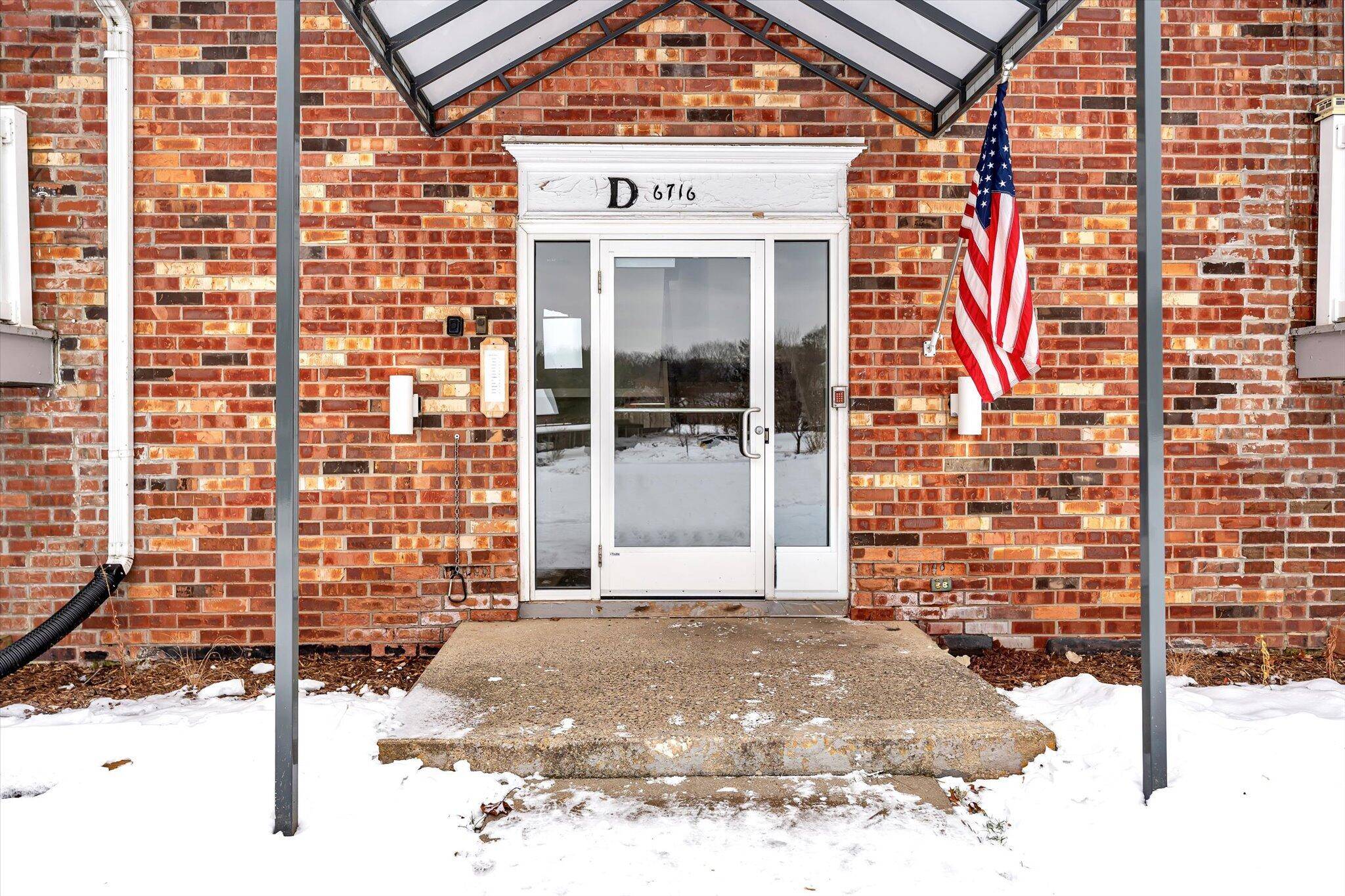 Grand Rapids, MI 49546,6716 Cascade RD SE #46