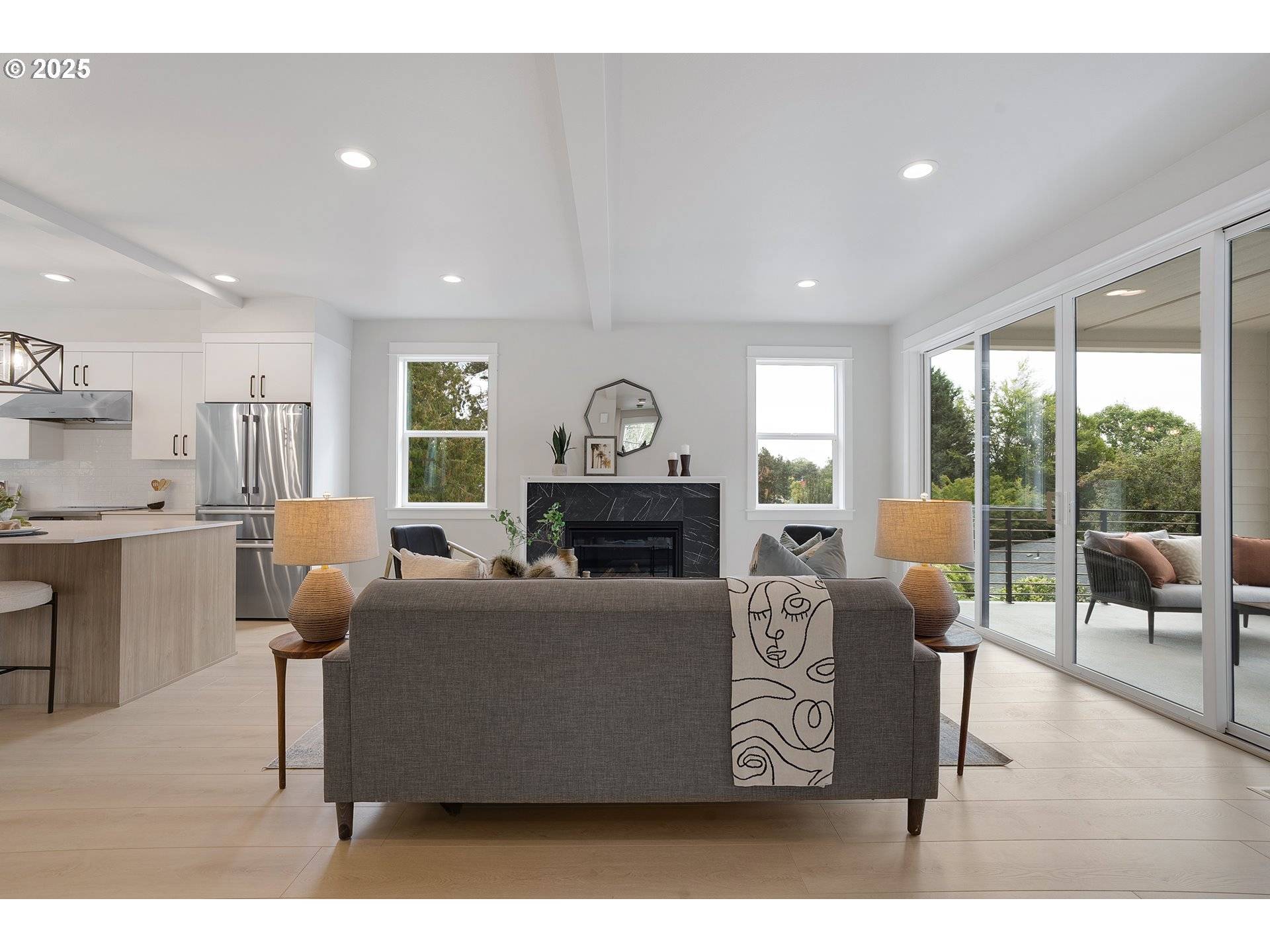 Portland, OR 97239,6012 SW 18th AVE