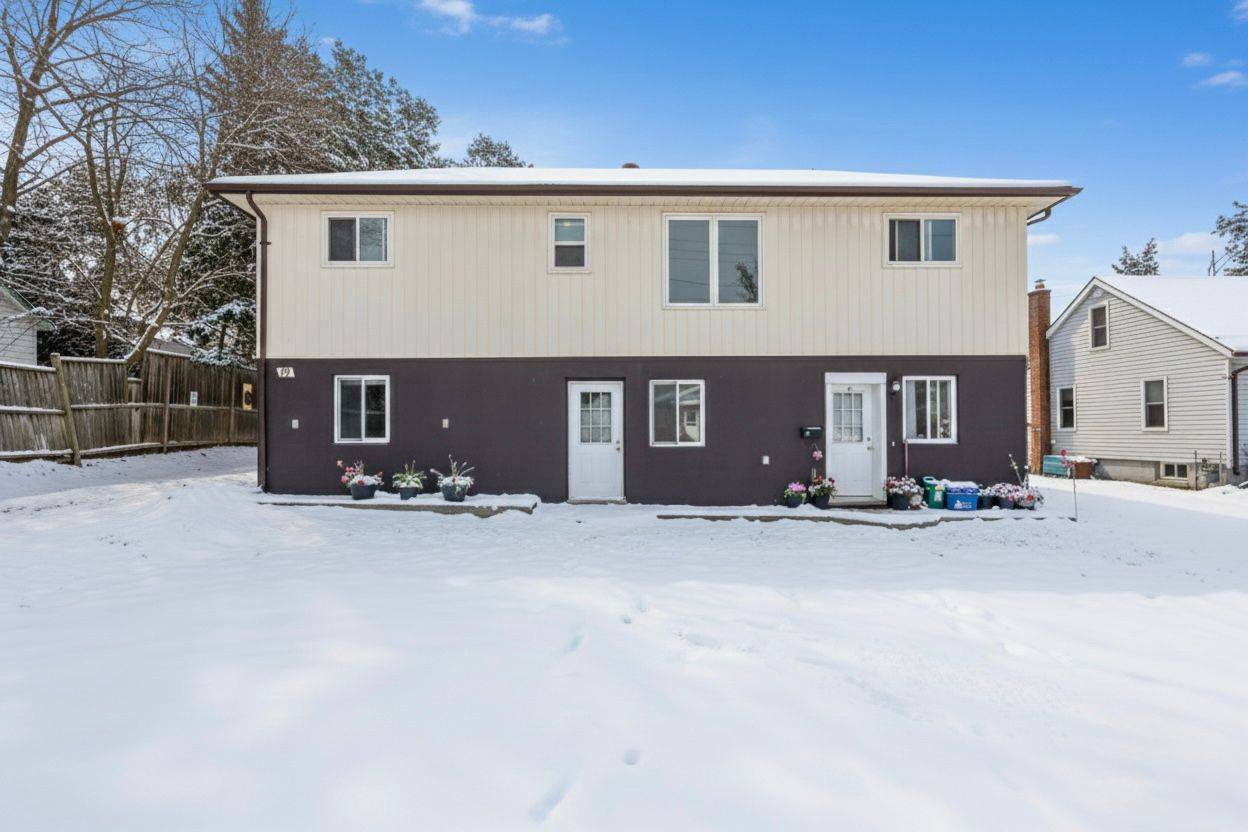 Orillia, ON L3V 3T1,19 South ST