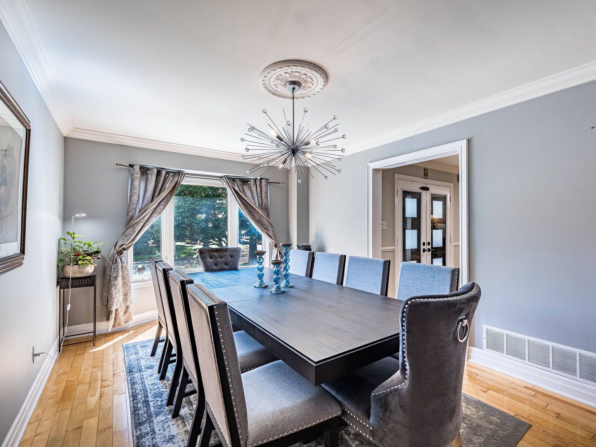 Brampton, ON L6Z 4C5,16 Stowe CT