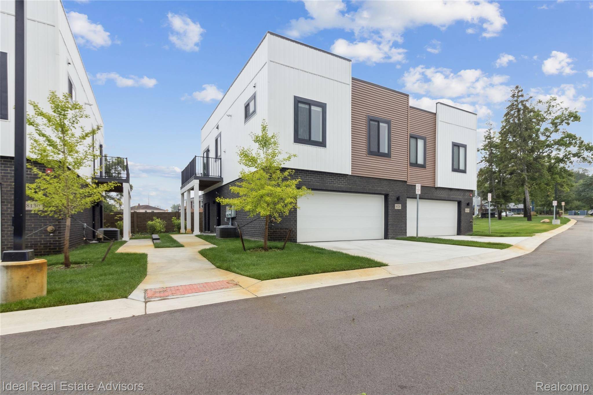 Brighton, MI 48114,8120 Allor LNDG